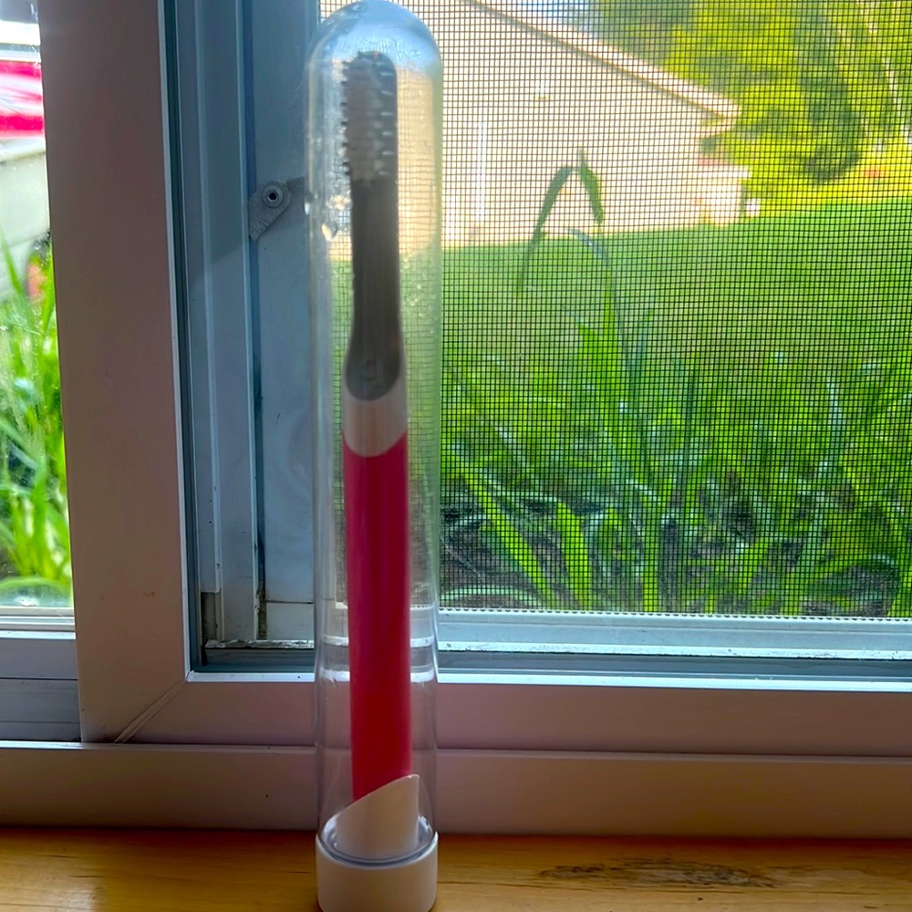 A new tooth brush